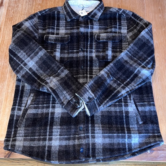 Johnnie-O Stalone shirt jacket. NWT